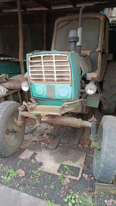 Продаж трактора юмз