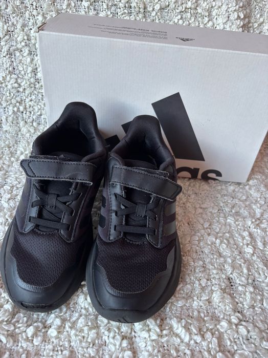 Дитячі кросівки Adidas