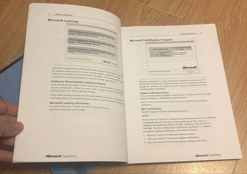 Microsoft MS 2792A Implementing and Maintaining Microsoft SQL Server 2005 Integration Services - Książka z Płytą z oficialnego kursu . MOC