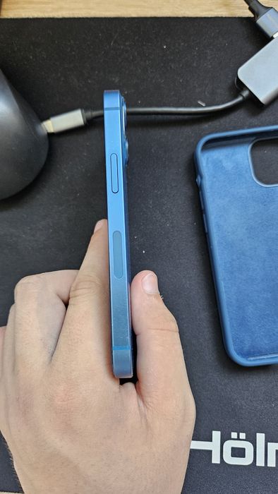 IPhone 13 mini у гарному стані