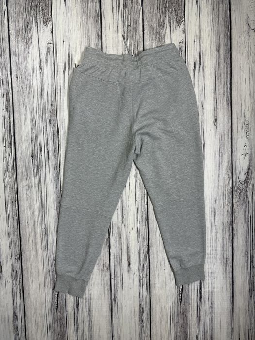 Nike tech fleece спортивные штаны оригинал m размер