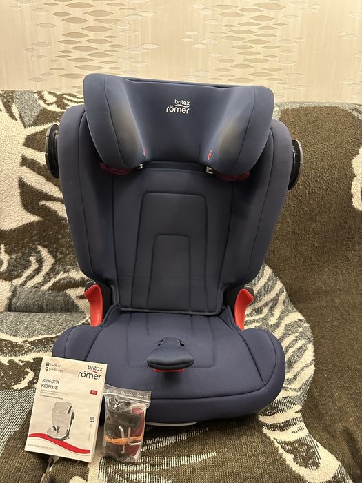 Автокрісло Britax Römer KIDFIX2 S (Moonlight Blue)