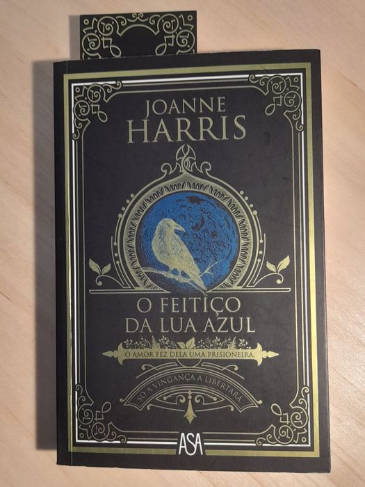 (Livro) Joanne Harris - O Feitiço da Lua Azul
