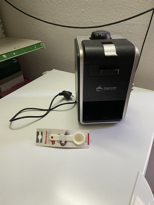Maquina de fazer o capucinno