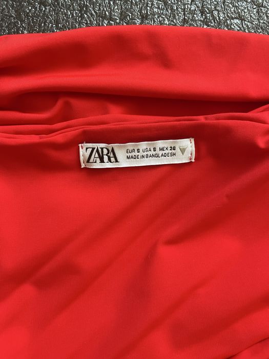 Сукня Zara, асиметрична, еластична, р. S
