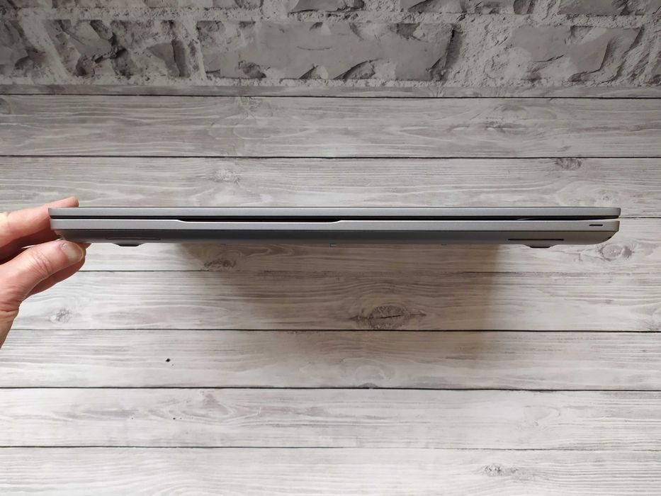 Робоча станція Dell Precision 3551 i7-10850H/16GB/512GB/NVIDIA 4GB