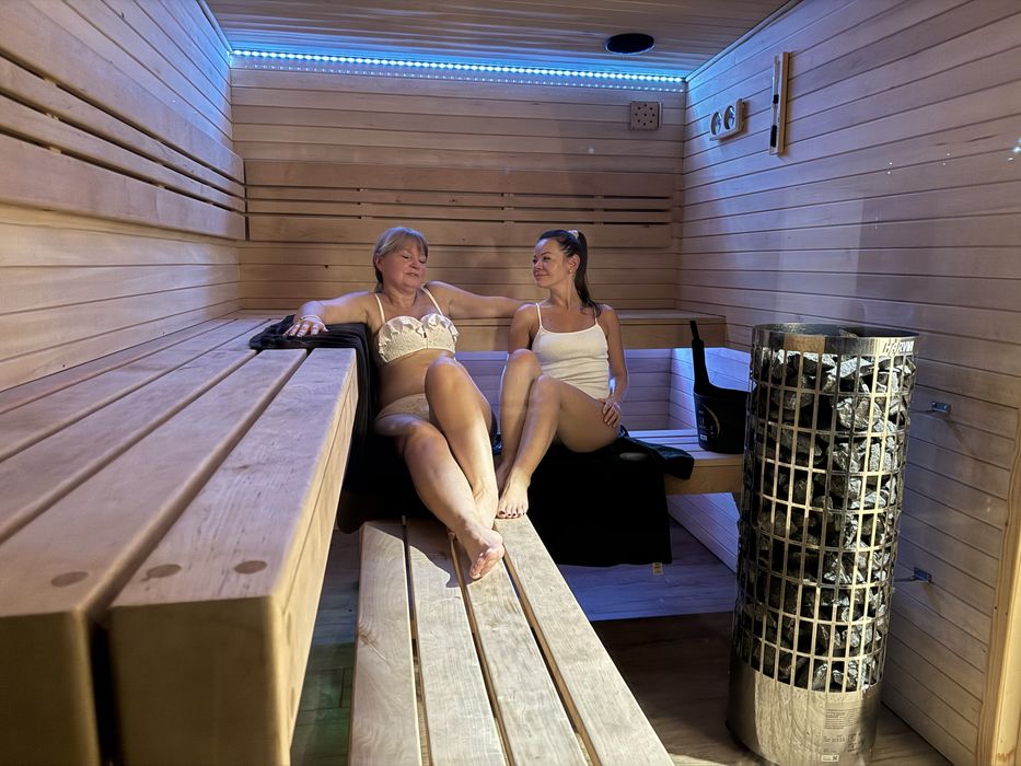 Willa pod lasem do 8 osób | 100 zł/os./doba | Jacuzzi + sauna + basen + kominek w cenie