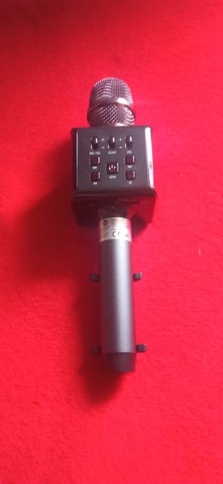Mikrofon karaoke bezprzewodowy z bluetooth i efektem pogłosu