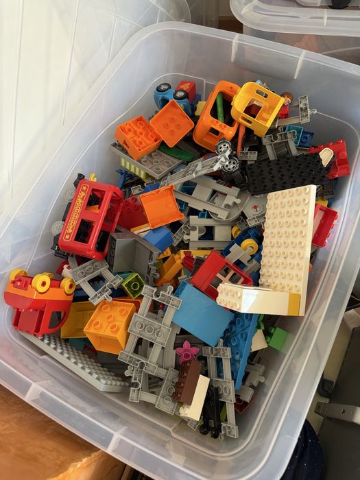 Продам лего на вагу