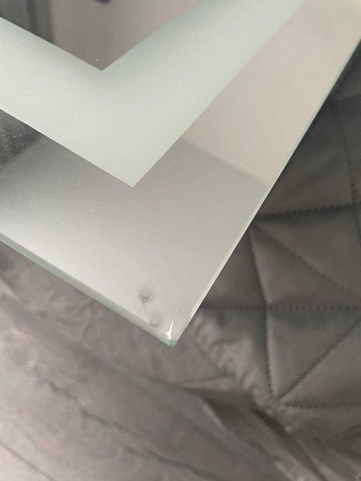 Дзеркало підвісне з підсвіткою