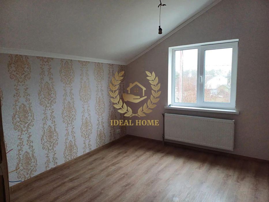 Продам дуплекс в с. Гатне