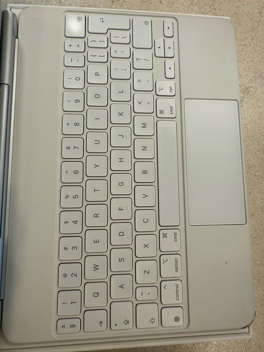 Klawiatura Magic Keyboard  iPad Air 11 cali