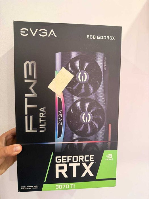 PC Gaming Ryzen 5 5600X | RTX 3070 Ti EVGA FTW3 Ultra | Corsair 32GB RAM | SSD 500G