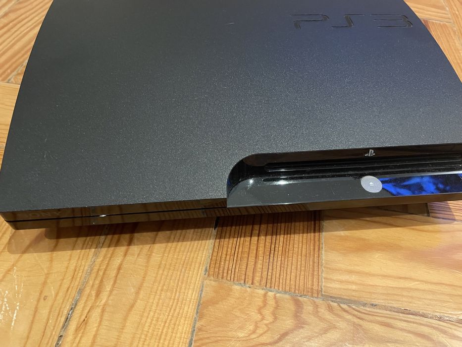 Ps3 + 2 controllers64584964610049123