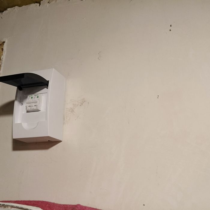 Продаю кирпичный  дом в живописном месте г.Мерефа