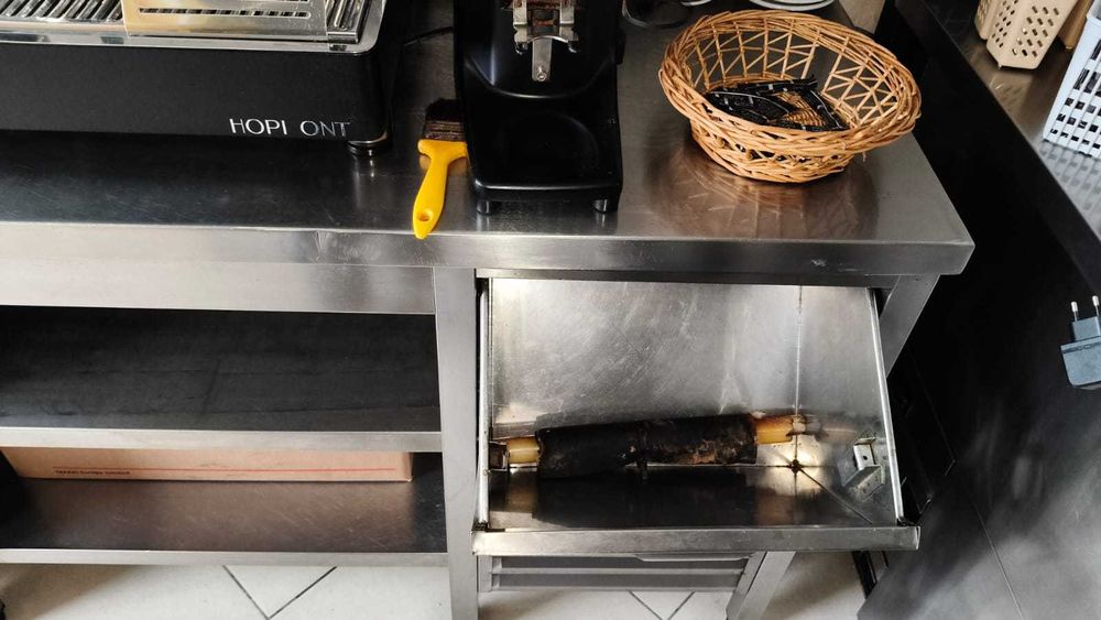 Snack-Bar Equipado para Arrendamento