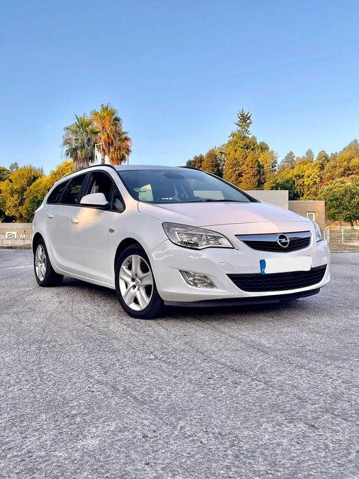 Opel Astra J Carrinha 1.7 CDTI 110CV 2011