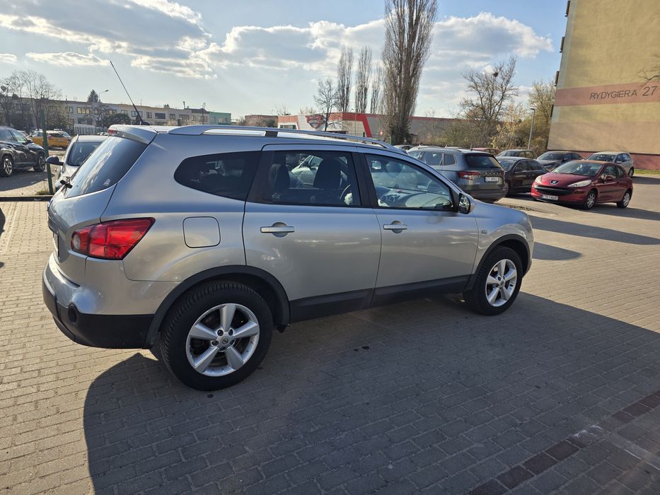Nissan qashqai +2