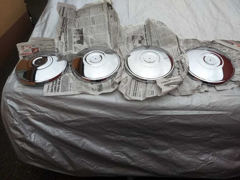 колпаки ВАЗ  2106 оригинал