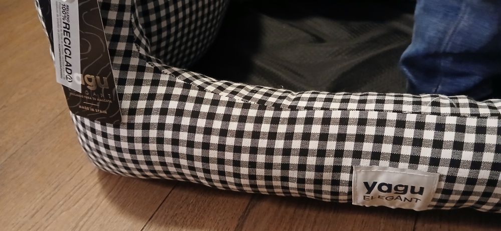 Cama de cão, nova com etiqueta