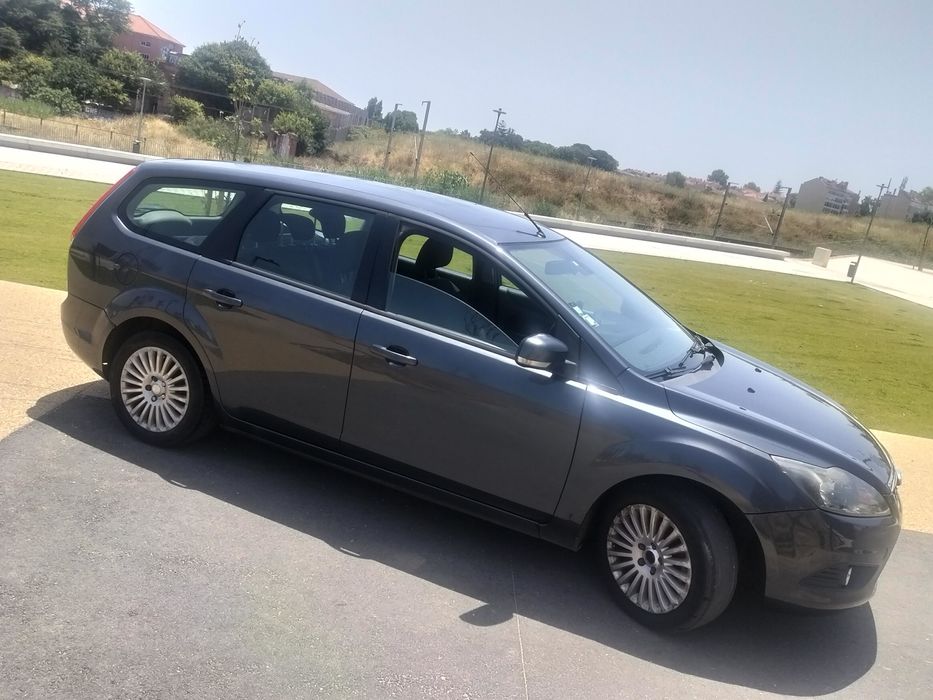 Ford focus Titanium 2010516570437921679362