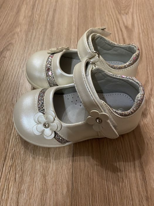 Продам дитячі туфельки 21 розмір