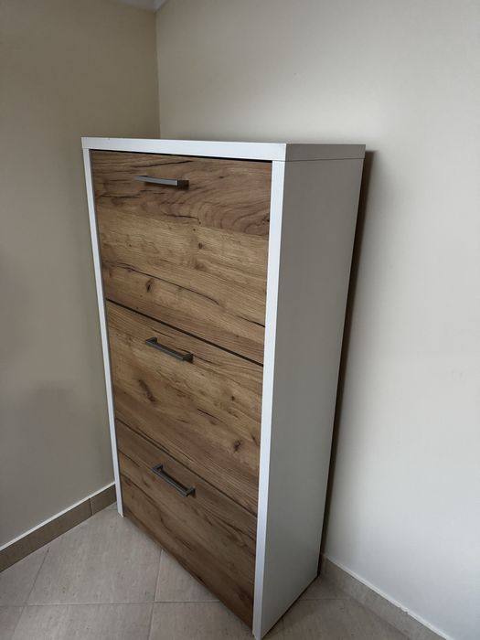 Sapateira com 3 compartimentos