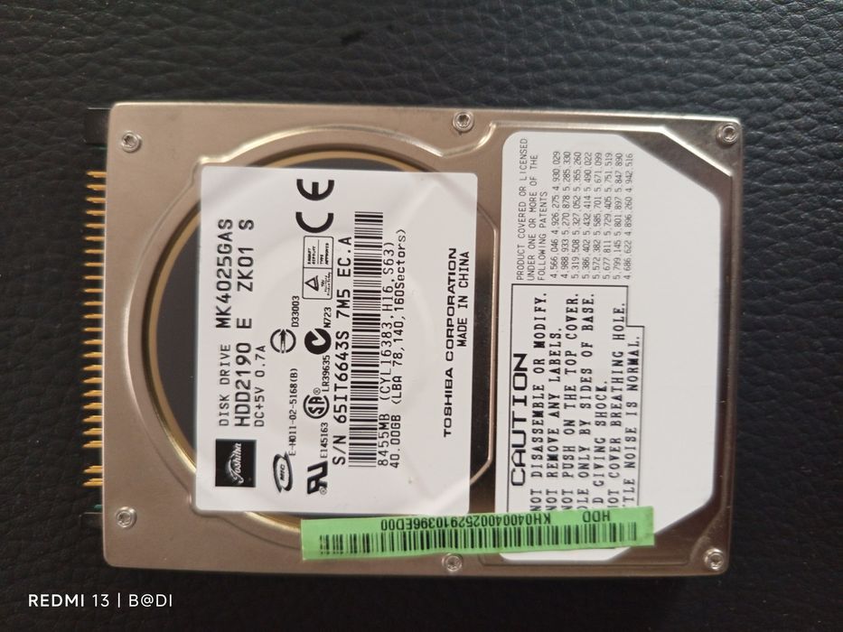 Retro dysk ,wewnętrzny dysk twardy  40GB (HDD) marki Toshiba, model MK4025GAS