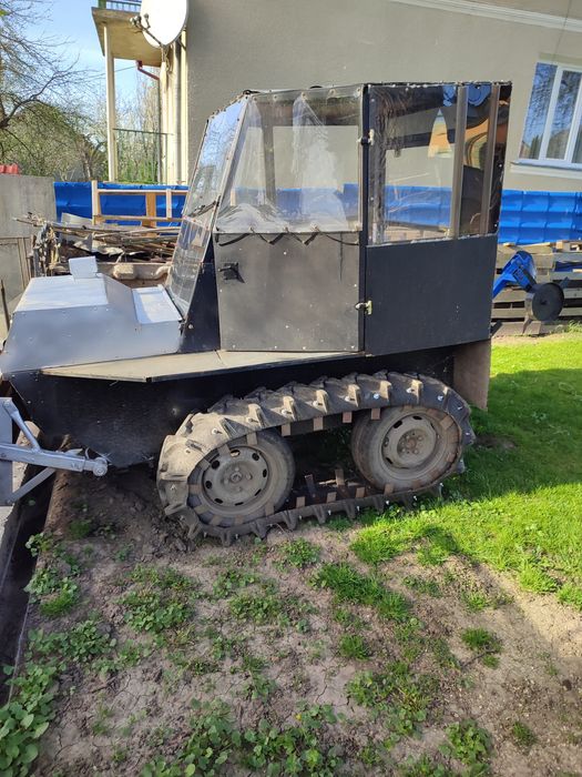 Продам гусеничний трактор