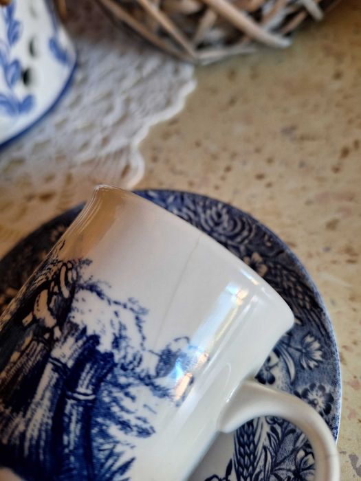 Filiżanka do espresso sygnowane Churchill England vintage
