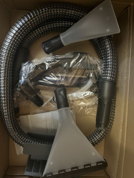 Продам миючий пилосос Бош