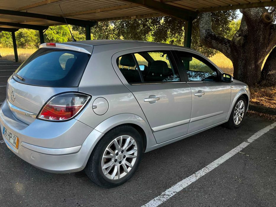 Opel Astra — fotografia 7