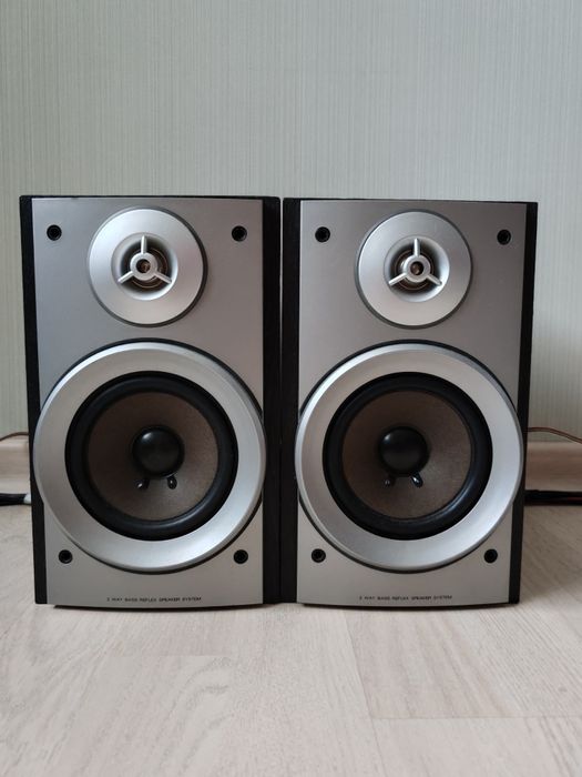 Продам колонки AIWA