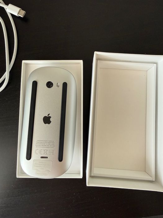 Magic Mouse USB-C Branco Apple com Caixa - COMO NOVO