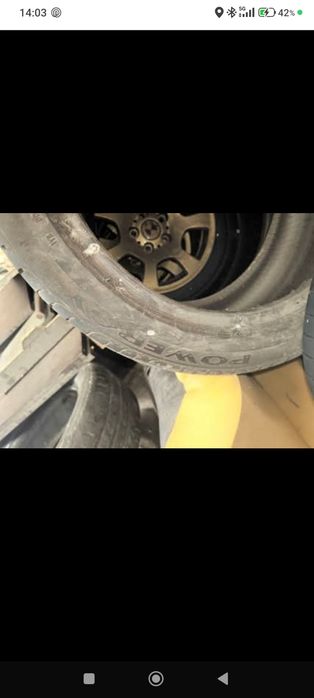 Pneus 255/40r17 semi novos