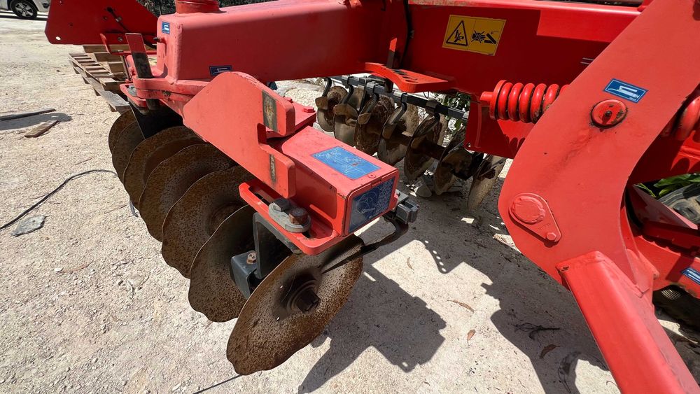 Grade de Discos KUHN DISCOVER XS 24/660 – Ano 2007