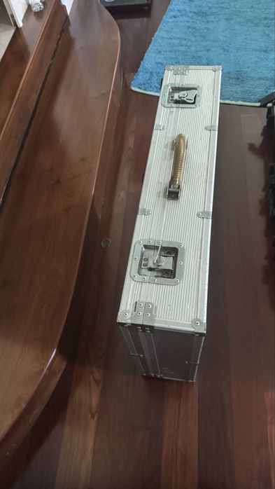 Case pedalboad guitar
