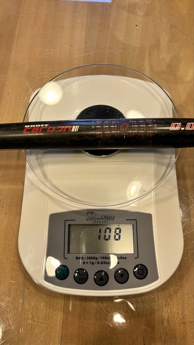 Guiador carbono antigo