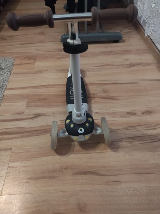 Hulajnoga trójkołowa Decathlon