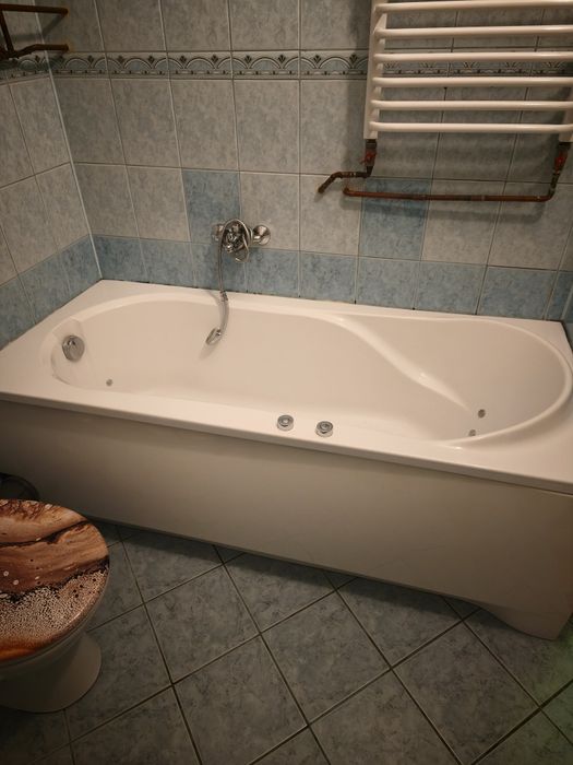 Sprzedam wanna z hydromasażem