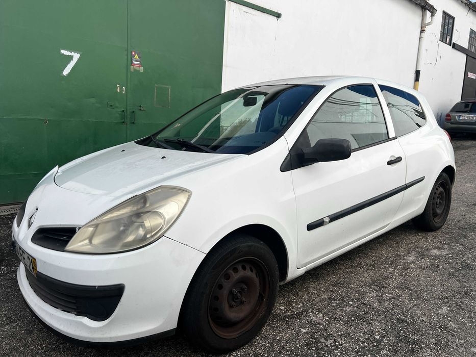 2008 Renault clio comercial