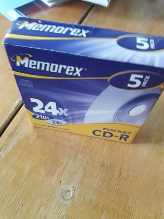 Продам диски компьютерные CD-R
