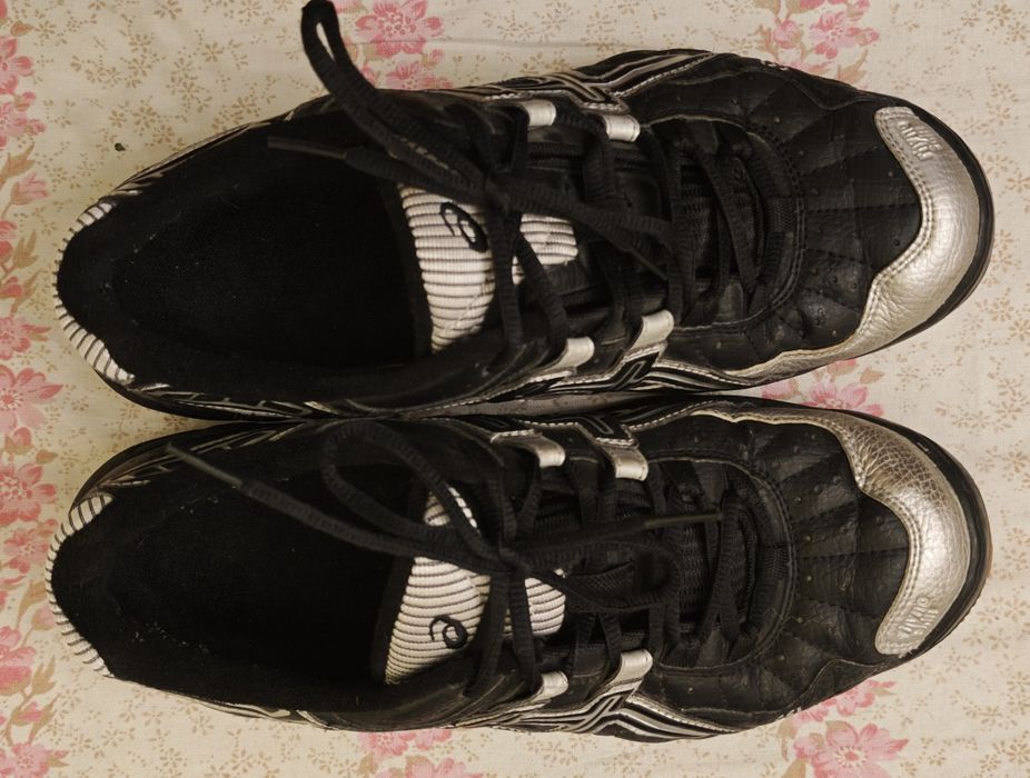 Buty ASICS Gel Power Play na halę i nie tylko