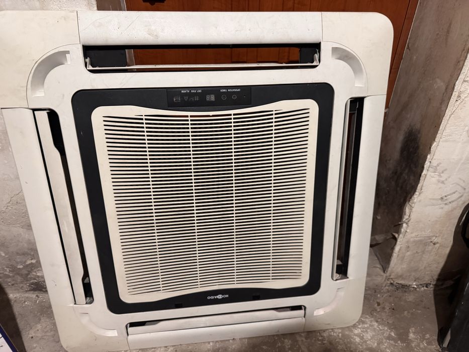 Klimatyzator sufitowy Split firmy Hokkaido