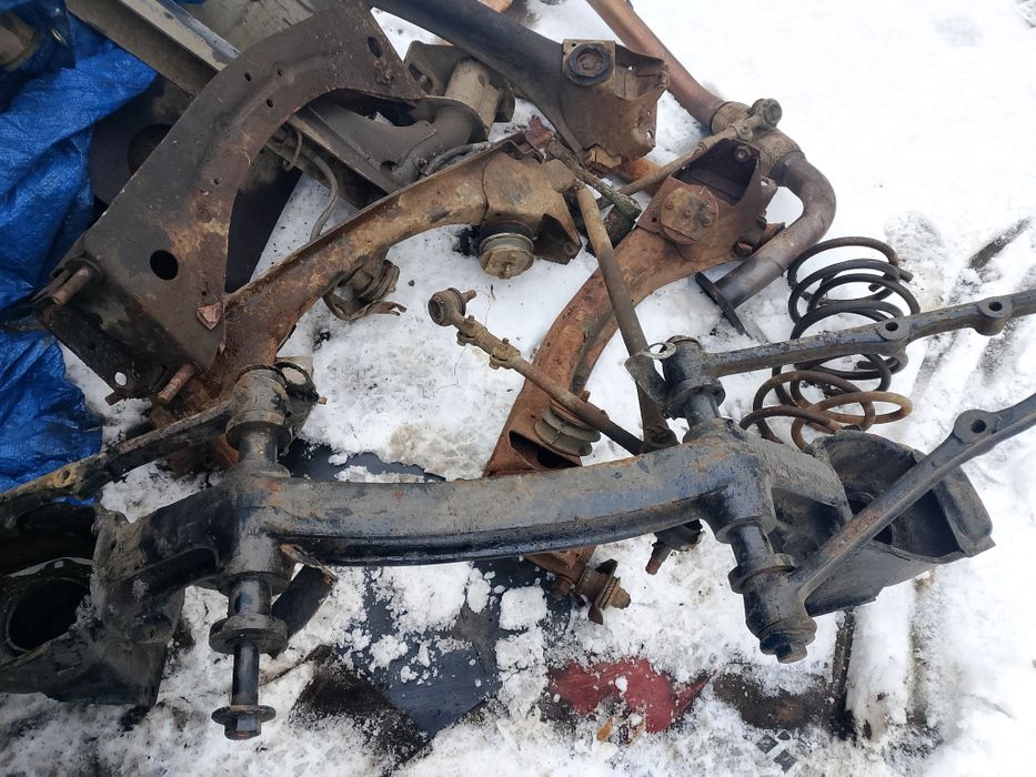 Балка передняя ВАЗ 2121-21214