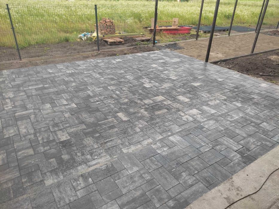 Продаж та монтаж Бруківки