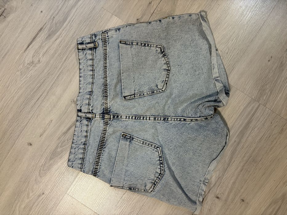 Шорти джинсові.