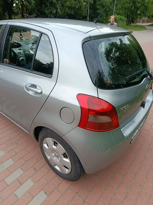 Toyota Yaris  2005r
