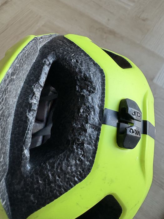 Kask szosowy decathlon van rysel