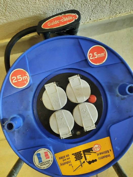 Extensao Eléctrica com Enrolador